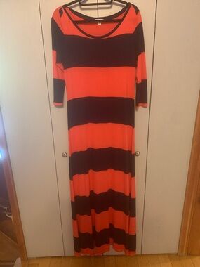 GAP Maxi Dress Large Striped Coral Navy 100% Rayon 3/4 Sleeve Summer dress